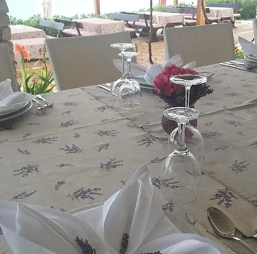 Lavanda Mobile Homes & Orebić