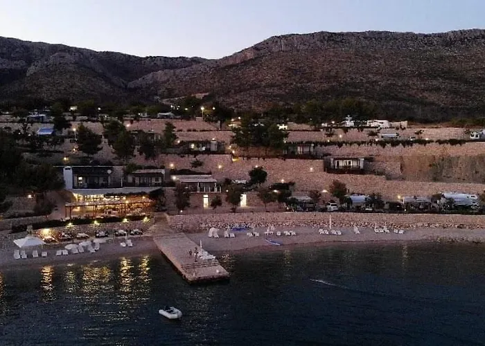 Lavanda Mobile Homes & Orebić