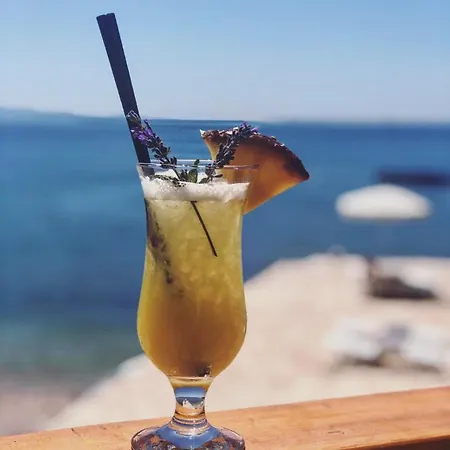 Lavanda Mobile Homes & Orebic