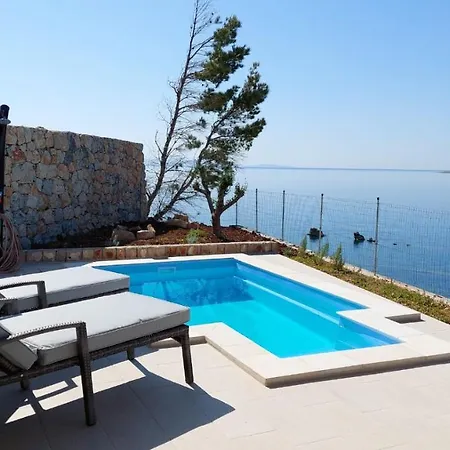 Park za odmor Lavanda Mobile Homes & Orebic
