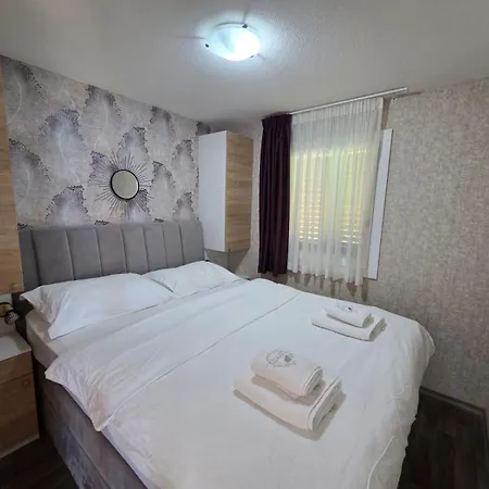 Lavanda Mobile Homes & 4*