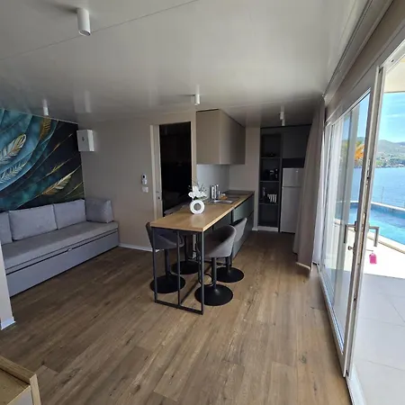 Lavanda Mobile Homes & Оребич