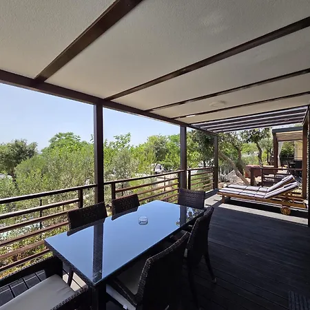 Park za odmor Lavanda Mobile Homes & 4*