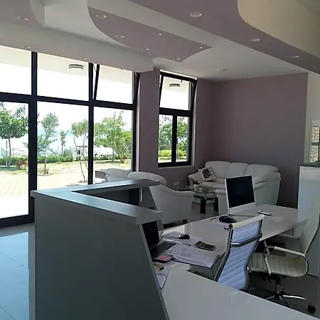 Lavanda Mobile Homes & 4* Orebić