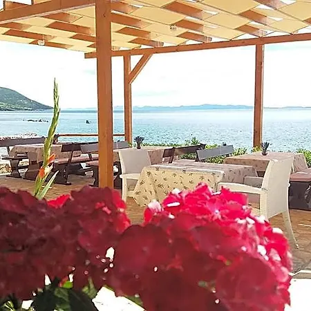 Aldeamento Turístico Lavanda Mobile Homes & Orebić