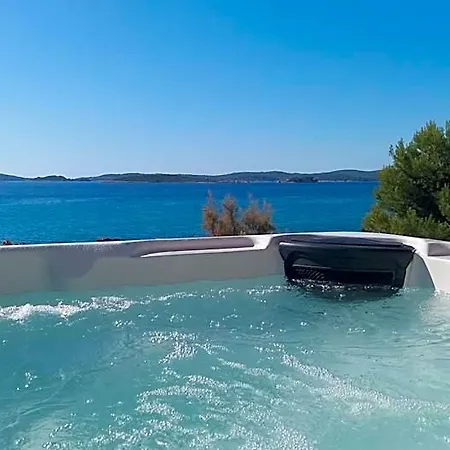 Lavanda Mobile Homes & Orebić
