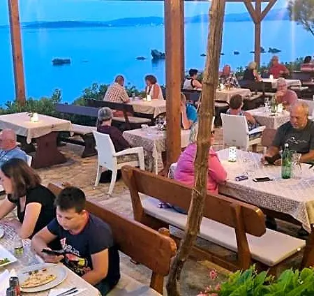 Lavanda Mobile Homes & 4*
