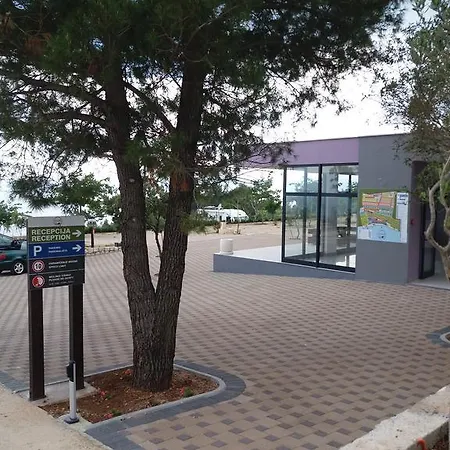 Lavanda Mobile Homes & Park za odmor 4*