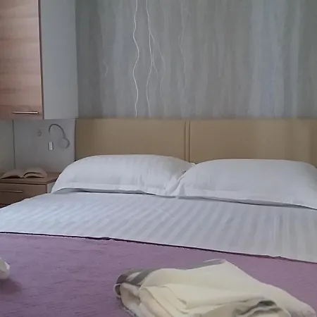 Lavanda Mobile Homes & Park za odmor 4*