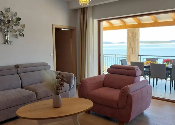 Lavanda Mobile Homes & Orebić