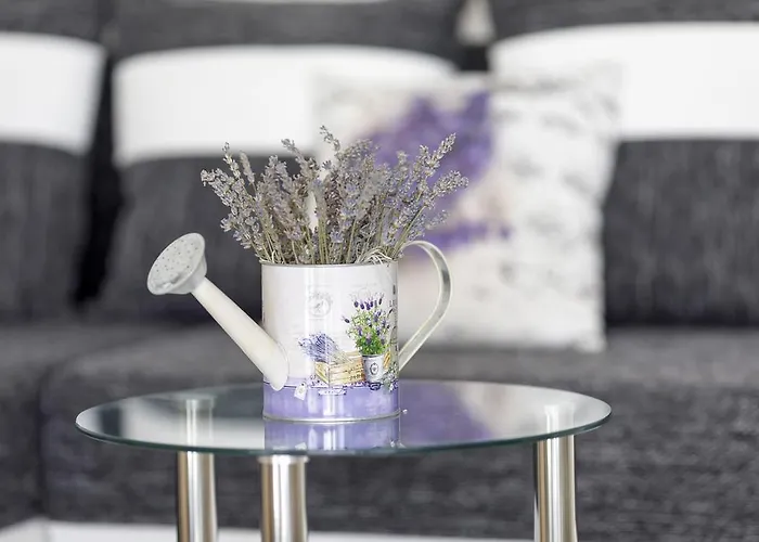 Lavanda Mobile Homes & 4*